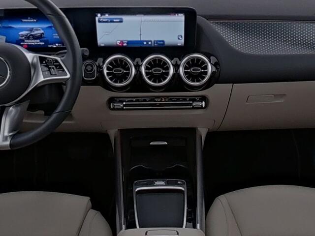 Mercedes-Benz GLA-KLASSE 250 e Face Lift Plug-In Hybride | Progressive Line Advanced Plus | Panorama Schuif-Kanteldak | Alarm | Dodehoek Assist | 360° camera | Inclusief 24 maanden MB Certified garantie voor Europa.