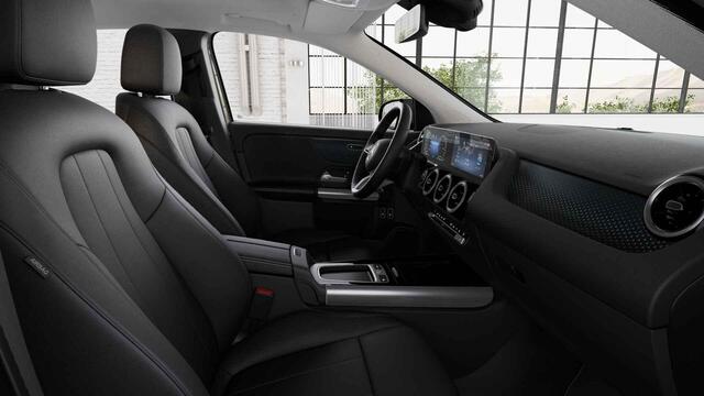 Mercedes-Benz GLA-KLASSE 250 e Luxury Line | Panoramadak | Verwarmd stuur | Distronic |