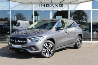 mercedes-benz-gla-klasse-250-e-luxu