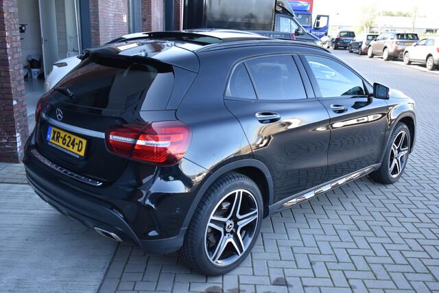 Mercedes-Benz GLA-KLASSE 220 d 4Matic Premium Plus AMG WHITE-ART PACK