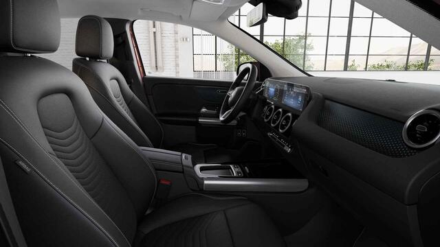 Mercedes-Benz GLA-KLASSE 250 e Luxury Line | Panoramadak | Trekhaak | Getint glas | Verwarmd stuur |