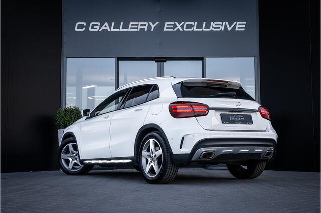 Mercedes-Benz GLA-KLASSE 200 Premium Plus - AMG Line | Panorama | Camera | Navi | Stoelverwarming