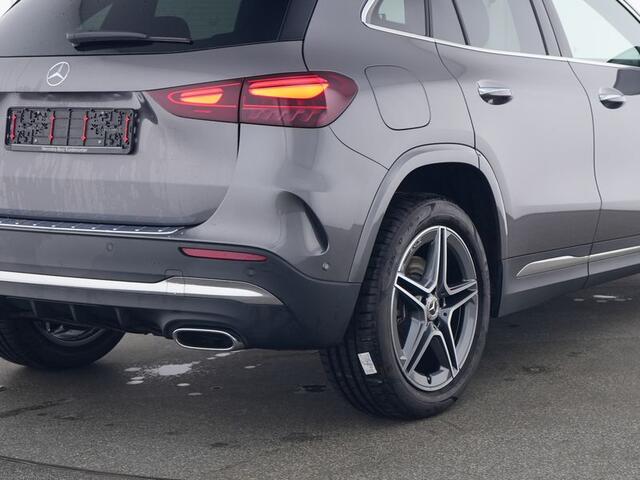 Mercedes-Benz GLA-KLASSE 250 e AMG Face Lift Plug-In Hybride AMG Line | Sfeerverlichting | Dodehoek Assist | 11 kW Laden | Stuur en Stoelverwarming. Inclusief 24 maanden MB Certified garantie voor Europa.
