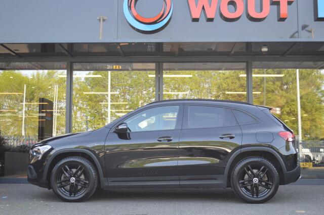 Mercedes-Benz GLA-KLASSE 250 e Led Panorama Widescreen Camera Afn.trekh Pdc