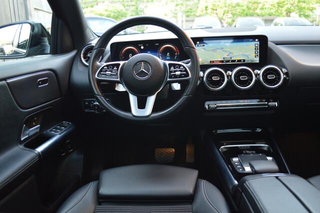 Mercedes-Benz GLA-KLASSE 250 e Led Panorama Widescreen Camera Afn.trekh Pdc