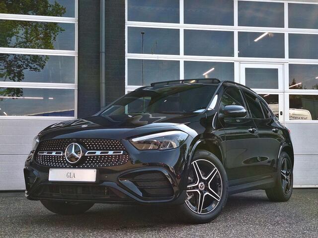Mercedes-Benz GLA-KLASSE 180 Star Edition AMG LIMITED | Nightpakket | Panoramadak | Dodehoekassistent | Apple CarPlay | Android Auto | Sfeerverlichting | Stoelverwarming | Parkeersensoren | Achteruitrijcamera | Elektrisch inklapbare buitenspiegels