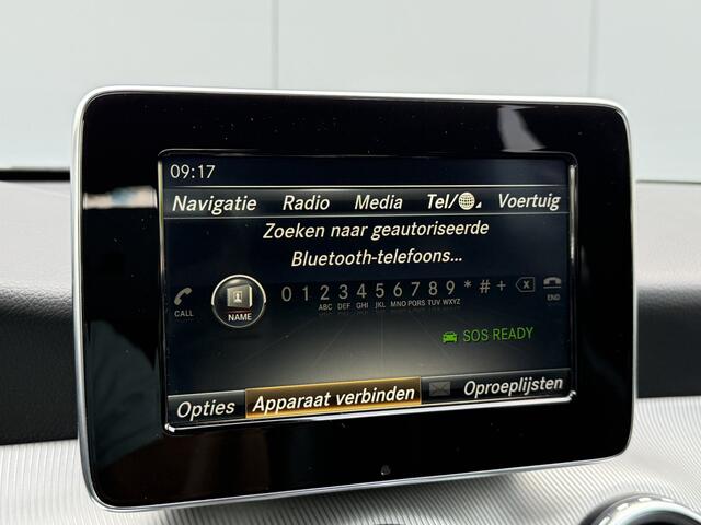 Mercedes-Benz GLA-KLASSE 180 Ambition Automaat Navigatie.
