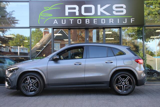 Mercedes-Benz GLA-KLASSE 180 AMG Line NightPakket/Camera/leder/AdfaptiveCr./Panoramadak