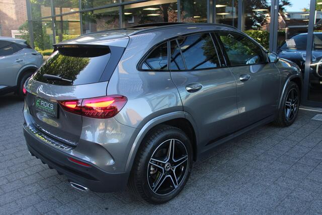 Mercedes-Benz GLA-KLASSE 180 AMG Line NightPakket/Camera/leder/AdfaptiveCr./Panoramadak