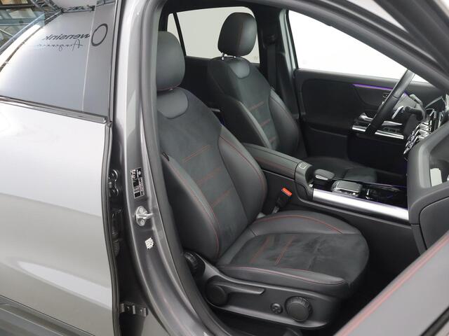 Mercedes-Benz GLA-KLASSE 250e AMG Line | AMG | Panoramadak | Headup | Multibeam | 360 graden camera |