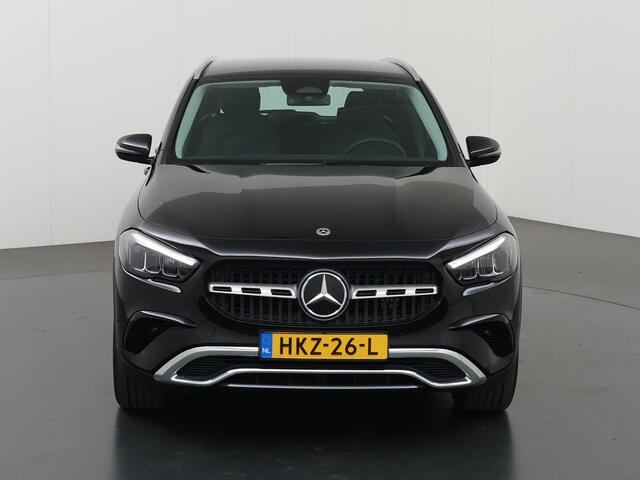 Mercedes-Benz GLA-KLASSE 250 e Business Solution Luxury | Verwarmd stuur | Apple Carplay |