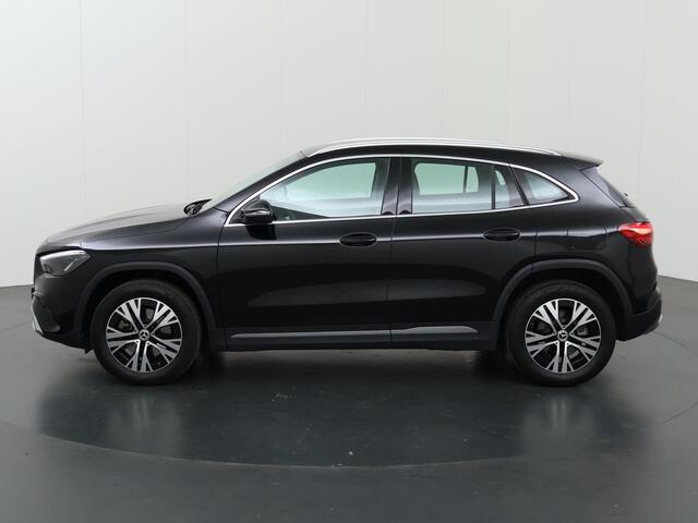 Mercedes-Benz GLA-KLASSE 250 e Business Solution Luxury | Verwarmd stuur | Apple Carplay |