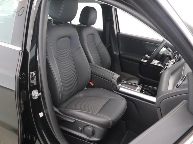 Mercedes-Benz GLA-KLASSE 250 e Business Solution Luxury | Verwarmd stuur | Apple Carplay |