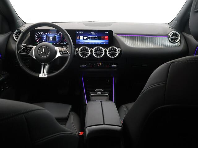 Mercedes-Benz GLA-KLASSE 250 e Business Solution Luxury | Winter pakket | Getint glas | Widescreen cockpit |