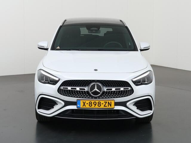 Mercedes-Benz GLA-KLASSE 250 e AMG Line | Panoramadak | Keyless | Achteruitrijcamera | Sfeerverlichting | Stoelverwarming |
