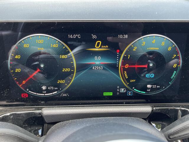 Mercedes-Benz GLA-KLASSE 250 e Business Solution AMG Limited 20"/Panoramadak/Memory stoelen/Matrix LED/360 camera/Elektrische klep/Stoelverwarming/Dodehoek/Sfeerverlichting
