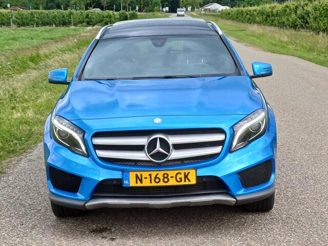 Mercedes-Benz GLA-KLASSE 250 Prestige /Leer/Pano/Camera/Navi/Prachtige kleur/