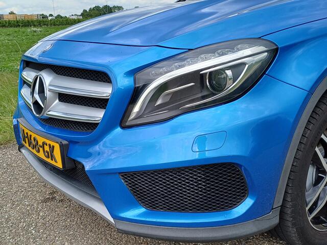 Mercedes-Benz GLA-KLASSE 250 Prestige /Leer/Pano/Camera/Navi/Prachtige kleur/