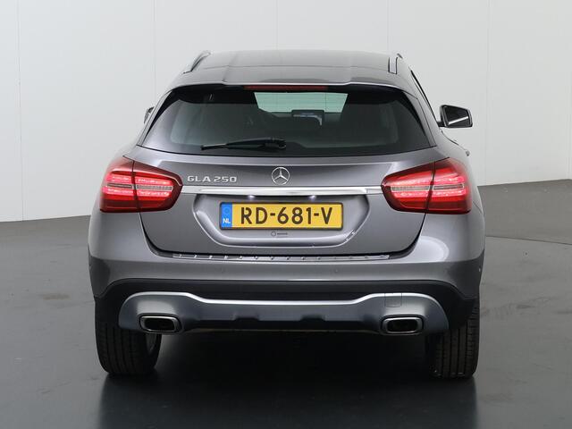 Mercedes-Benz GLA-KLASSE 250 Premium Plus | Urban Pakket | Keyless | Stoelverwarming | Navigatie |