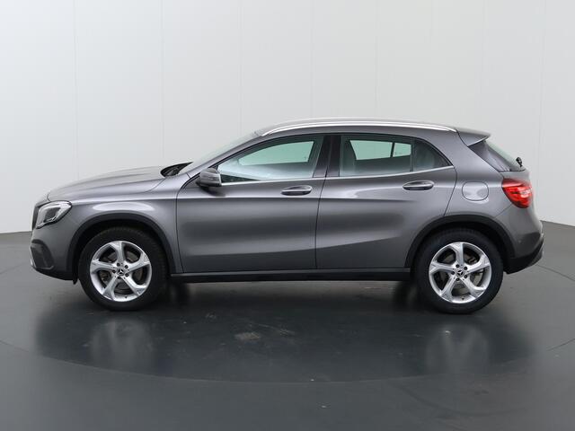 Mercedes-Benz GLA-KLASSE 250 Premium Plus | Urban Pakket | Keyless | Stoelverwarming | Navigatie |