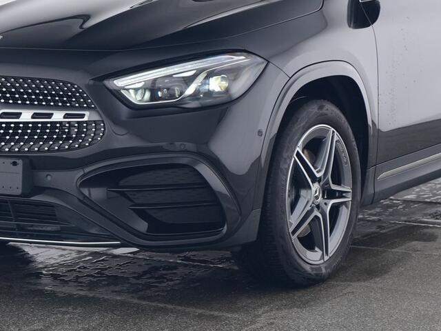 Mercedes-Benz GLA-KLASSE 250 e AMG Face Lift Plug-In Hybride | AMG Line | Sfeerverlichting | Dosehoek Assist | Multi beam LED koplampen | Stuur en Steolverwarming | Inclusief 24 maanden Mercedes-Benz Certified garantie voor Europa.