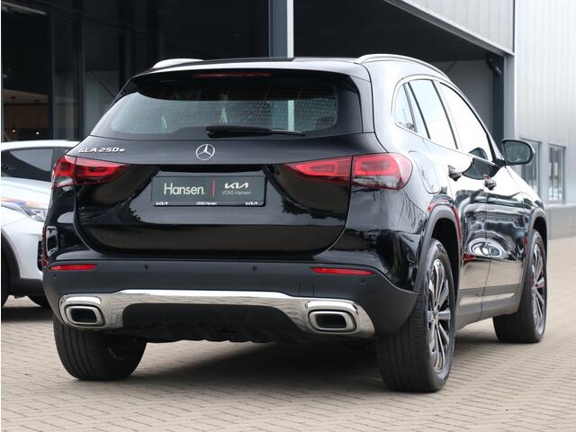 Mercedes-Benz GLA-KLASSE 250 e Progressive I Widescreen I Leder I Keyless