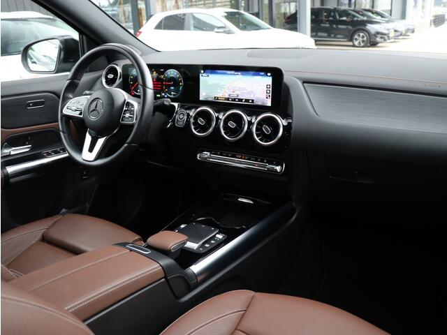 Mercedes-Benz GLA-KLASSE 250 e Progressive I Widescreen I Leder I Keyless