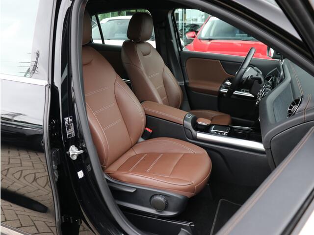 Mercedes-Benz GLA-KLASSE 250 e Progressive I Widescreen I Leder I Keyless