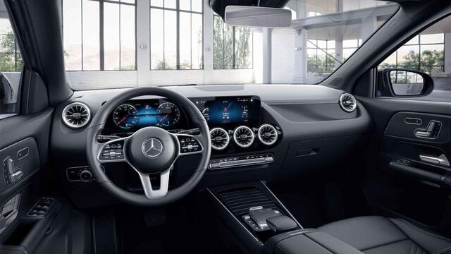 Mercedes-Benz GLA-KLASSE 200 Luxury Line | Night | 360 graden camera | Keyless | Distronic | Multibeam |