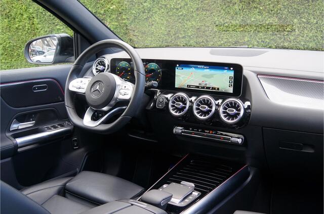 Mercedes-Benz GLA-KLASSE GLA 250 4M AMG Line | Leder Panorama Carplay Camera