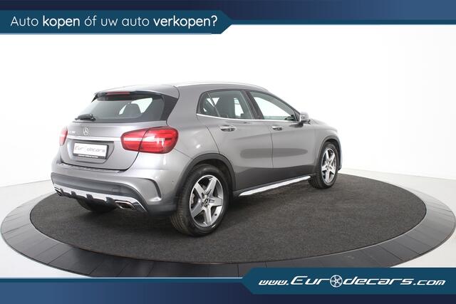 Mercedes-Benz GLA-KLASSE 180 AMG Line *Navi*Camera*Cruise*