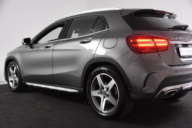 Mercedes-Benz GLA-KLASSE 180 AMG Line *Navi*Camera*Cruise*