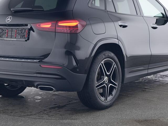 Mercedes-Benz GLA-KLASSE 250 e AMG Plug-In Hybride AMG Line | Night Pakket | Burmester® 3D surround sound systeem | 360° camera. Inclusief 24 maanden MB Certified garantie voor Europa.