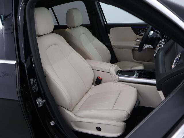 Mercedes-Benz GLA-KLASSE 250 e Luxury Line | Panoramadak | Memory | Stoelverwarming | Keyless | Achteruitrijcamera |