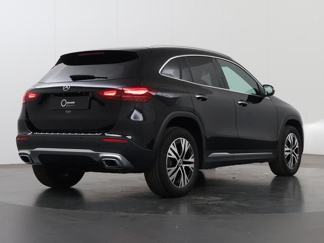 Mercedes-Benz GLA-KLASSE 250 e Luxury Line | Memory | Burmester | Keyless | Winter pakket |