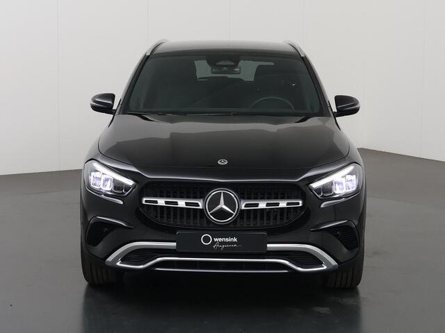 Mercedes-Benz GLA-KLASSE 250 e Luxury Line | Memory | Burmester | Keyless | Winter pakket |