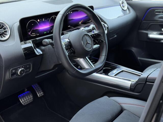 Mercedes-Benz GLA-KLASSE 250 e AMG Line PANO CARPLAY ZGA NIEUW