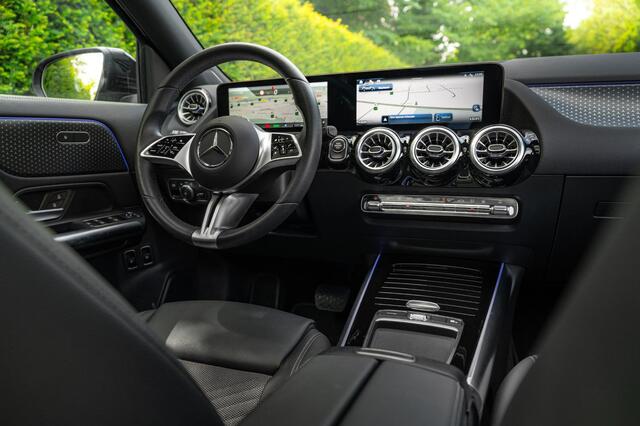 Mercedes-Benz GLA-KLASSE 250 e | Urban Pakket | Panorama | Distronic-ACC | Comfortsleutel | Camera |