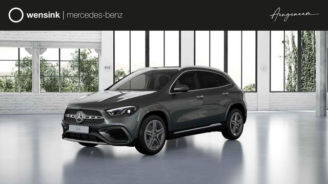 Mercedes-Benz GLA-KLASSE 180 Business Solution AMG | Panoramaschuifdak | Trekhaak | Premium Plus | Head-Up | 360° camera | Dodehoekassistent |