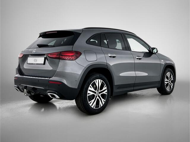 Mercedes-Benz GLA-KLASSE 250 e Business Solution Luxury | Trekhaak | Parkeerpakket met 360°-camera | Nightpakket | KEYLESS GO | URBAN GUARD voertuigbescherming plus | EASY PACK achterklep | USB-pakket plus |