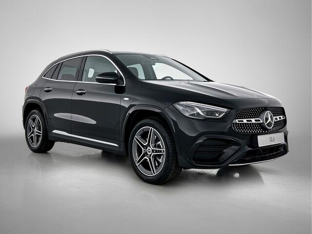 Mercedes-Benz GLA-KLASSE 250 e Business Solution AMG | Trekhaak | Parkeerpakket met achteruitrijcamera | Keyless-Go comfortpakket | EASY PACK achterklep | Stoelverwarming voor | USB-pakket plus | Dodehoekassistent | Sfeerverlichting |