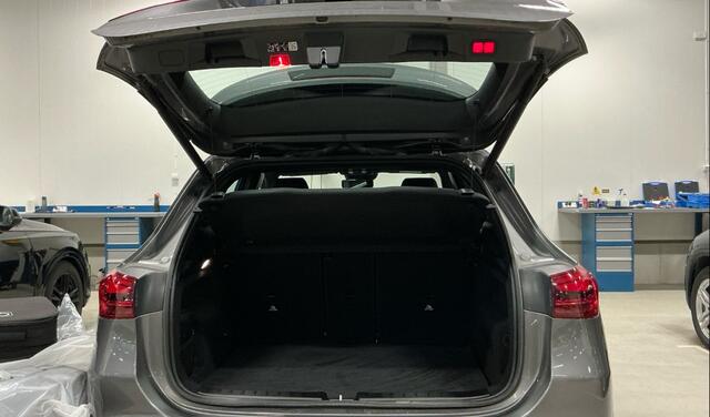 Mercedes-Benz GLA-KLASSE 250 e Business Line Stoelverwarming/Zomer+winter velgen/Camera/Navi groot.