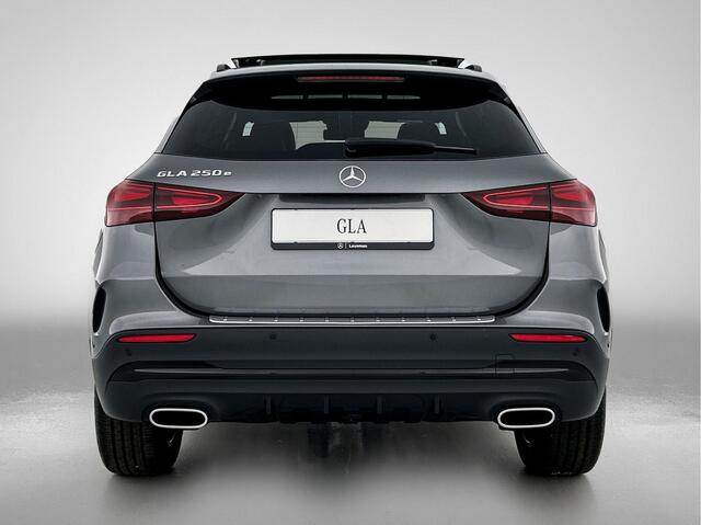 Mercedes-Benz GLA-KLASSE 250 e Business Solution AMG | Nightpakket | Parkeerpakket met achteruitrijcamera | Keyless-Go comfortpakket | EASY PACK achterklep | USB-pakket plus | Sfeerverlichting | MULTIBEAM LED |