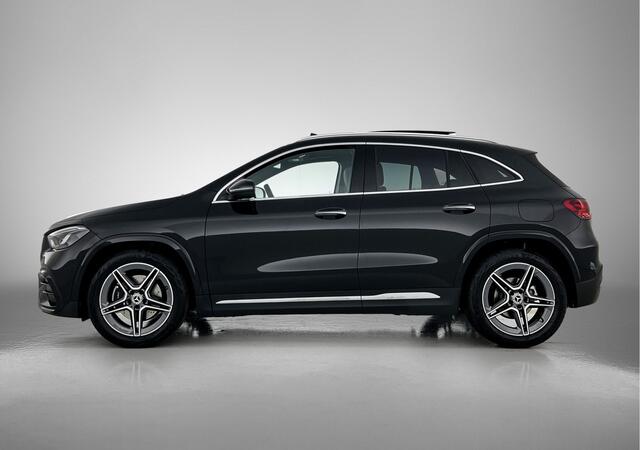 Mercedes-Benz GLA-KLASSE 180 Business Solution AMG | Trekhaak | Parkeerpakket met achteruitrijcamera | EASY PACK achterklep | Spiegelpakket | | Stoelverwarming voor | KEYLESS GO | Extra USB-poorten | MULTIBEAM LED |