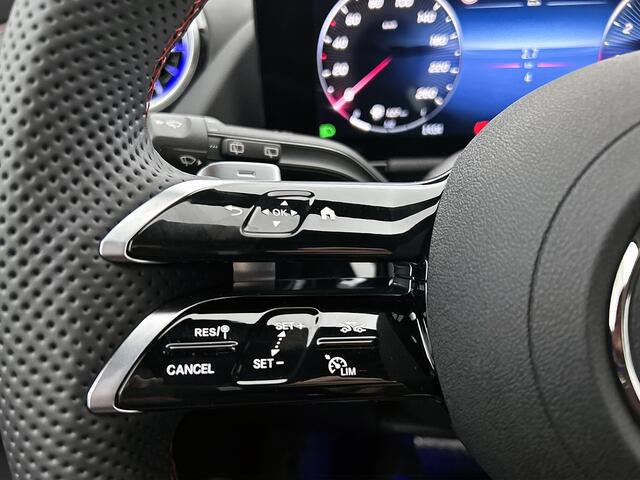 Mercedes-Benz GLA-KLASSE 180 Business Solution AMG | Trekhaak | Parkeerpakket met achteruitrijcamera | EASY PACK achterklep | Spiegelpakket | | Stoelverwarming voor | KEYLESS GO | Extra USB-poorten | MULTIBEAM LED |