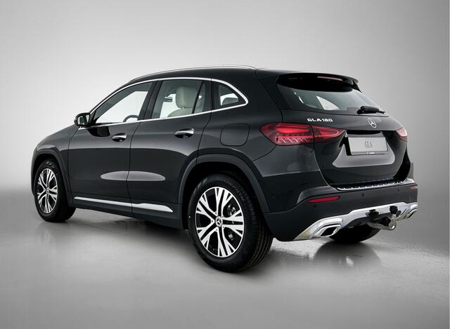 Mercedes-Benz GLA-KLASSE 180 Business Solution Luxury | Trekhaak | Parkeerpakket met achteruitrijcamera | Keyless-Go comfortpakket | GUARD 360 ° Vehicle protection Plus | EASY PACK achterklep | USB-pakket plus |