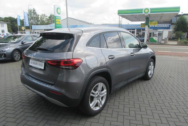 Mercedes-Benz GLA-KLASSE 250e Plugin Hybrid. Leder, Navi, 360 Camera, Trekhaak