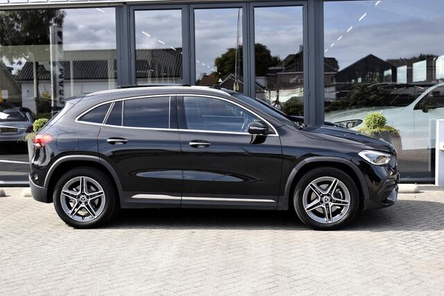 Mercedes-Benz GLA-KLASSE 250 e AMG Line BTW Pano