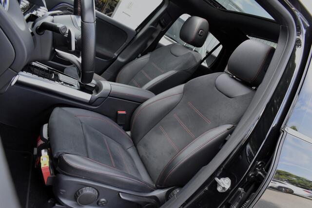 Mercedes-Benz GLA-KLASSE 250 e AMG Line BTW Pano