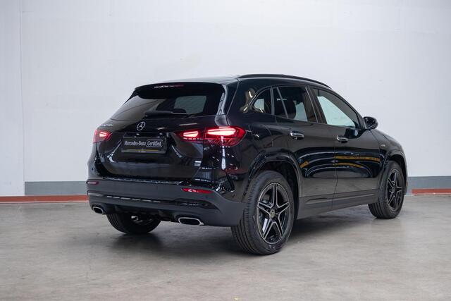 Mercedes-Benz GLA-KLASSE 250 e Business Solution AMG Panorama dak | Trekhaak